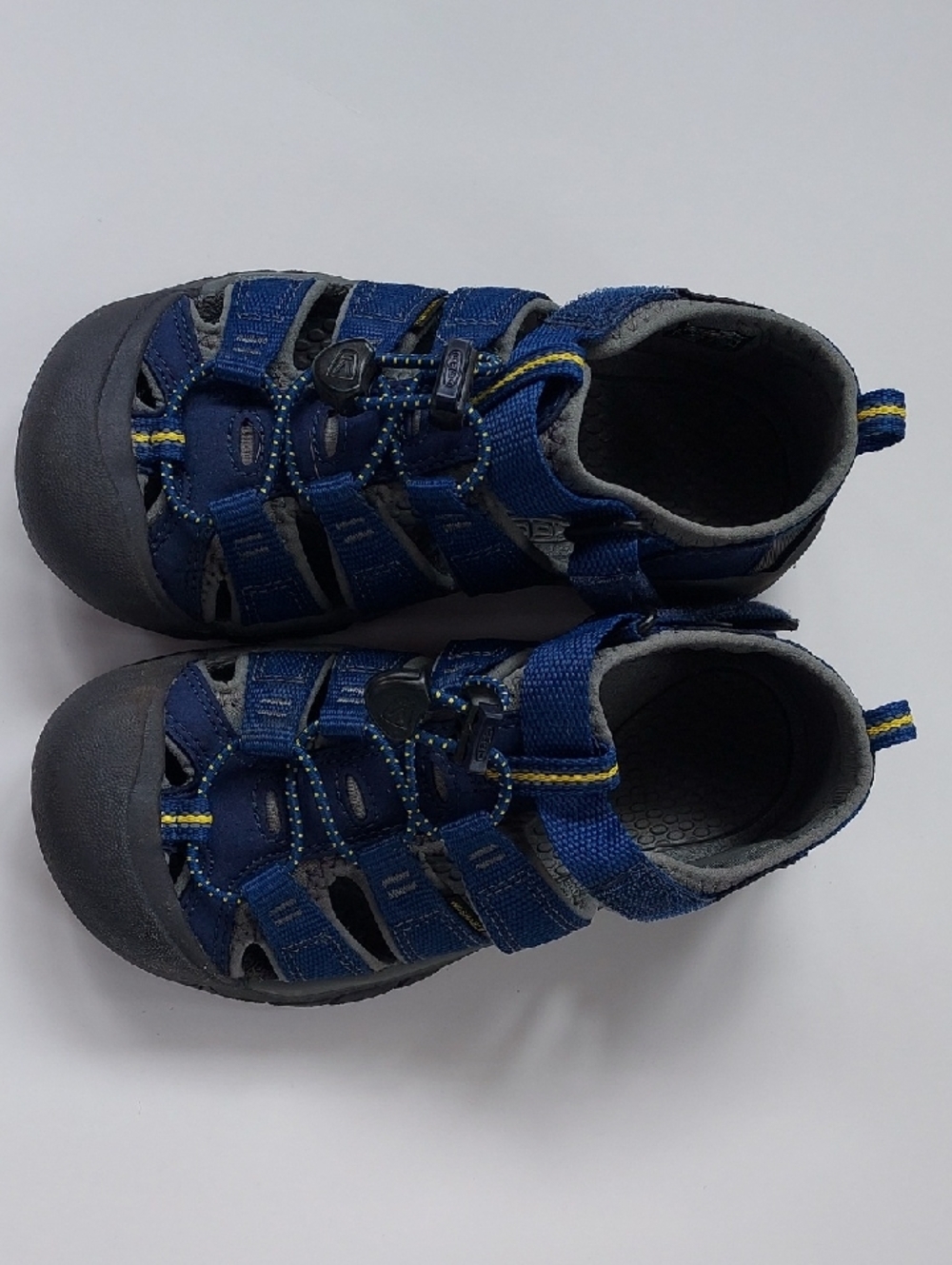 Keen Kids Size 2 Bumpertoe Sandals - Picture 7 of 7